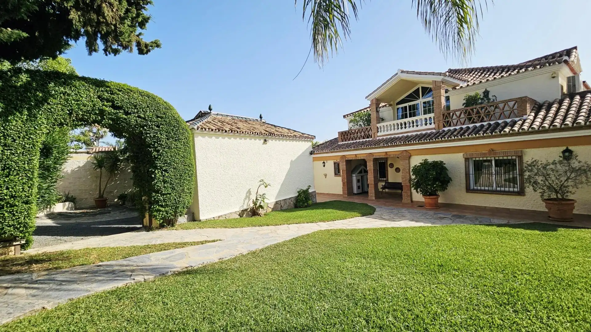 Jardín de Casa o chalet en venta en Marbella con Jardín privado, Terraza y Piscina comunitaria
