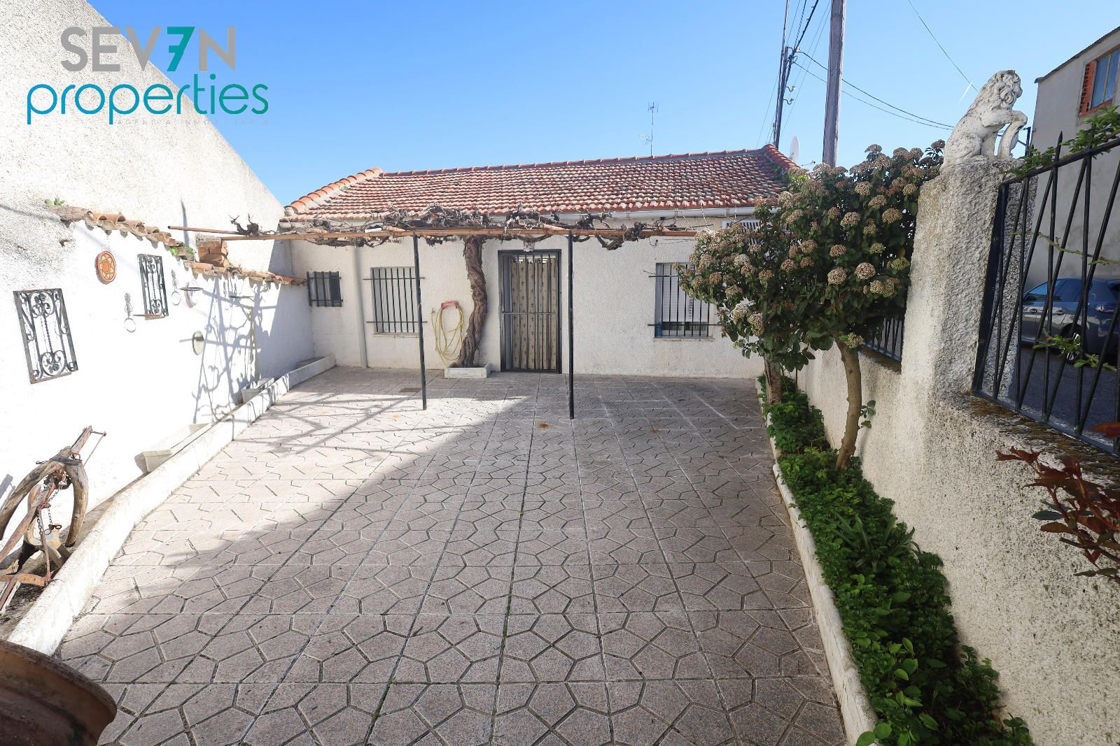 Vista exterior de Casa o chalet en venta en Camarena con Aire acondicionado, Calefacción y Jardín privado