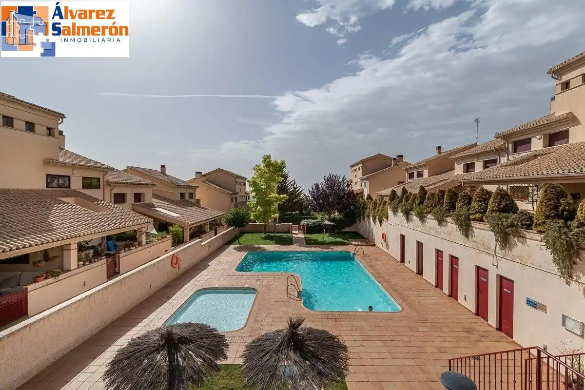 Maison avec piscine à vendre à Avenida CAÑADA DE LOS FENICIOS
