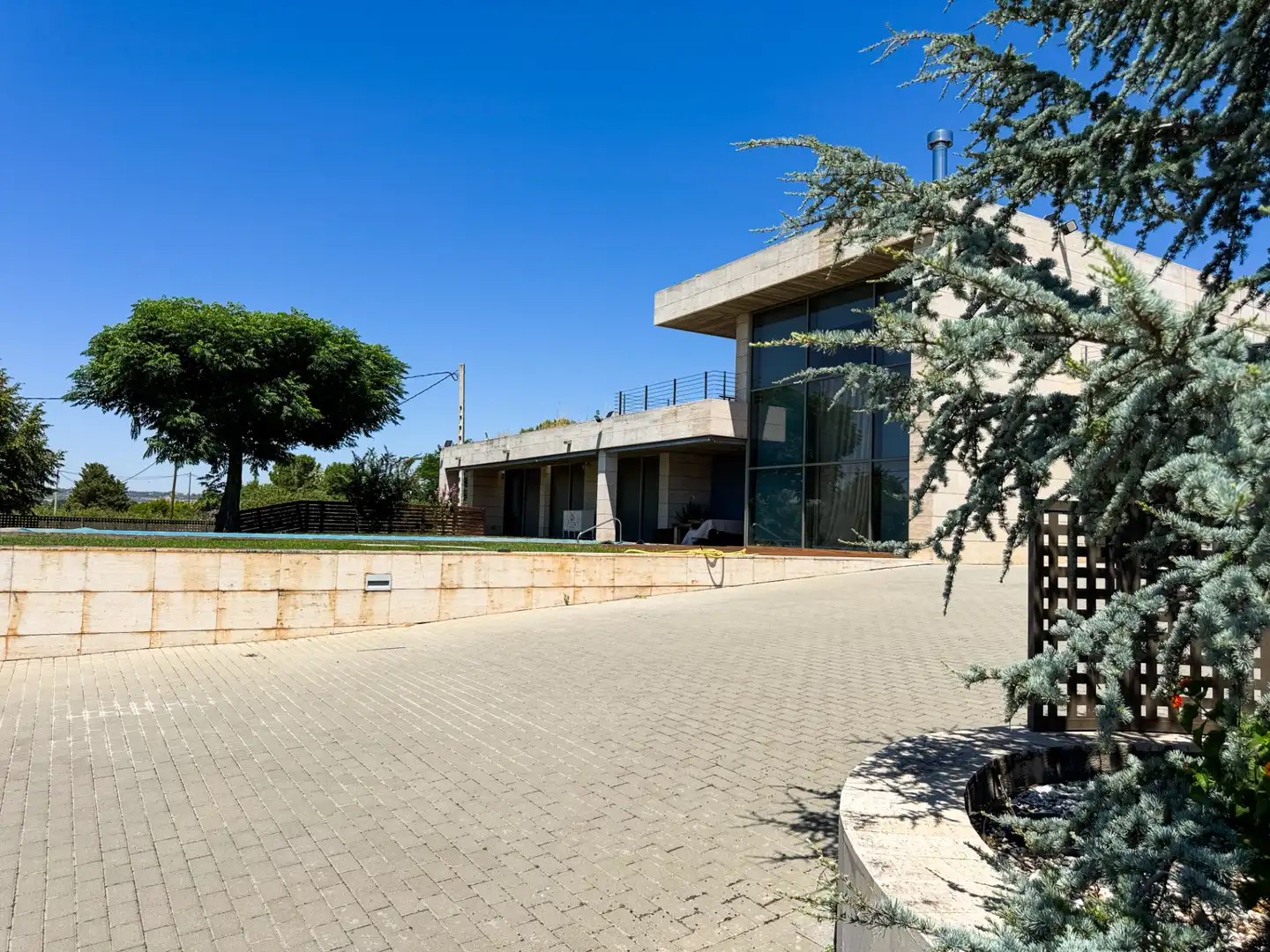 Vista exterior de Casa o xalet en venda en Lleida amb Aire condicionat, Calefacció i Jardí privat
