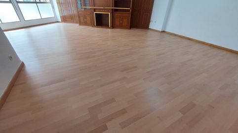 Foto 3 von Wohnung zur Miete in Pont Nou - Corazón de Jesús, Elche / Elx