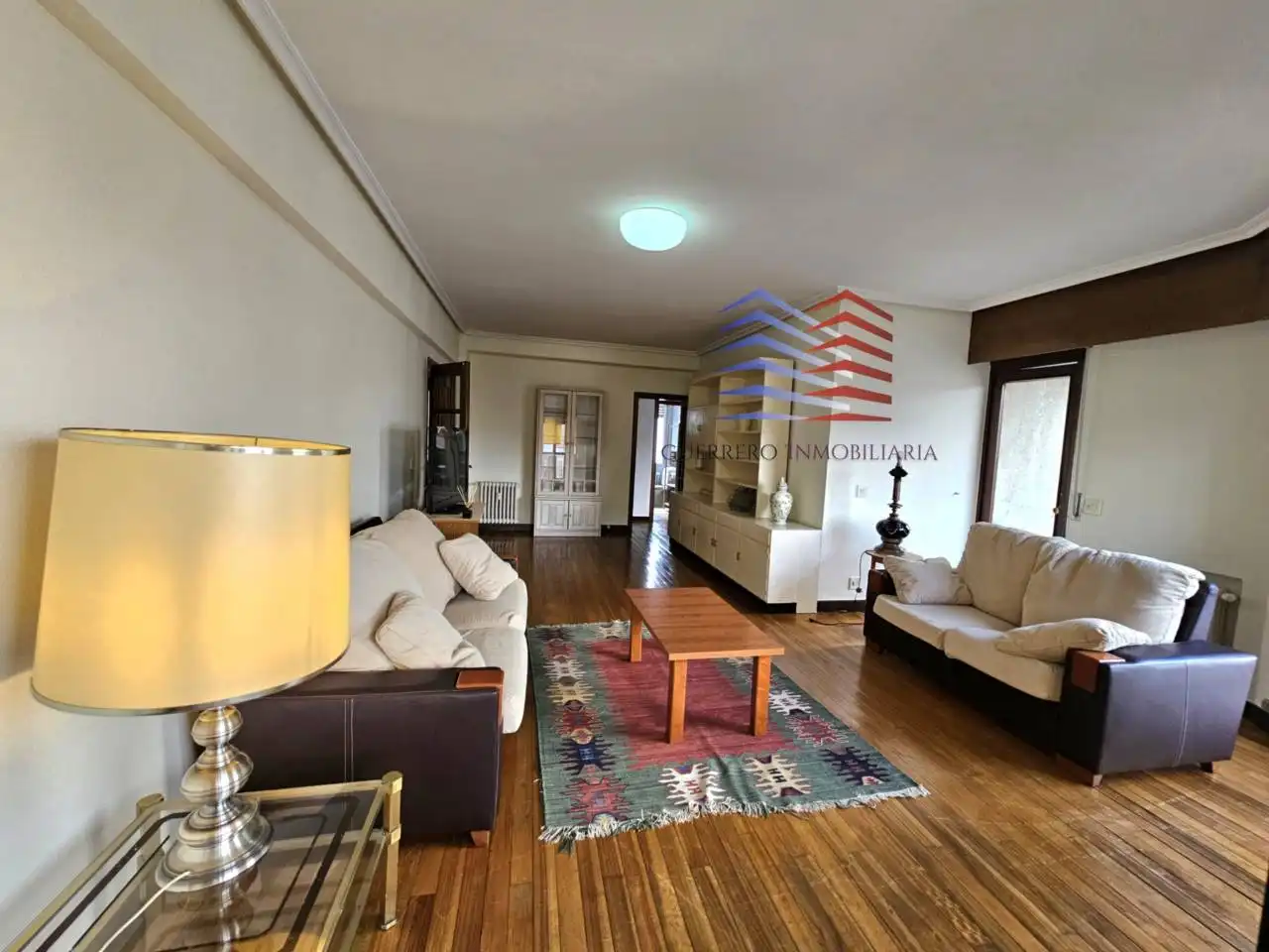 Sala de estar de Piso de alquiler en Ourense Capital  con Calefacción, Parquet y Trastero