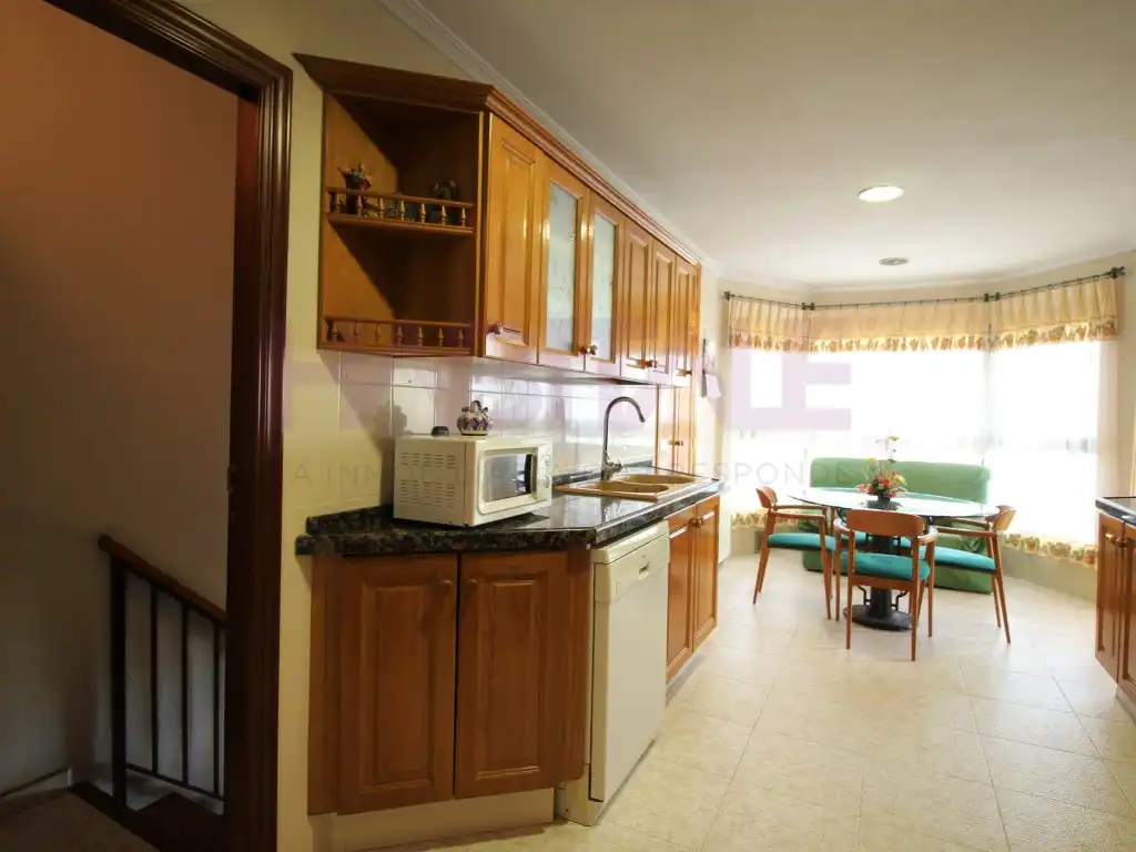 Cocina de Casa o chalet en venta en Chiva con Aire acondicionado, Calefacción y Amueblado