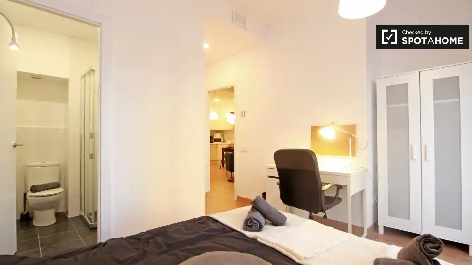 Room in Fort Pienc