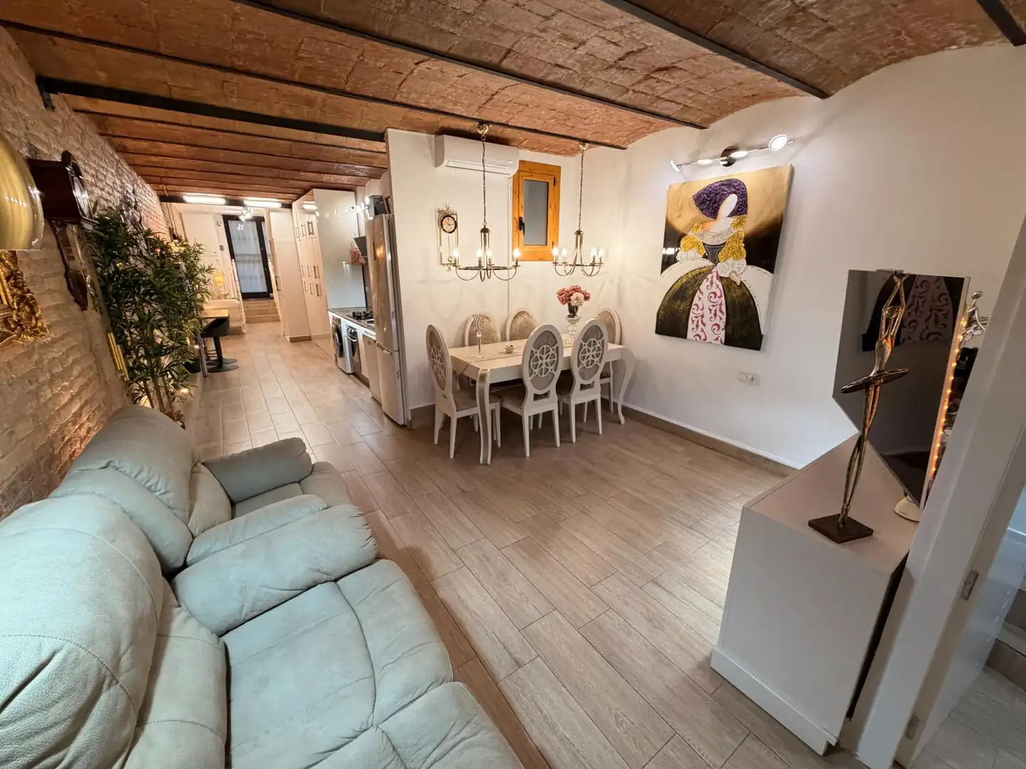Esszimmer von Maisonette zum Verkauf in Barcelona mit Klimaanlage, Terrasse und Balkon
