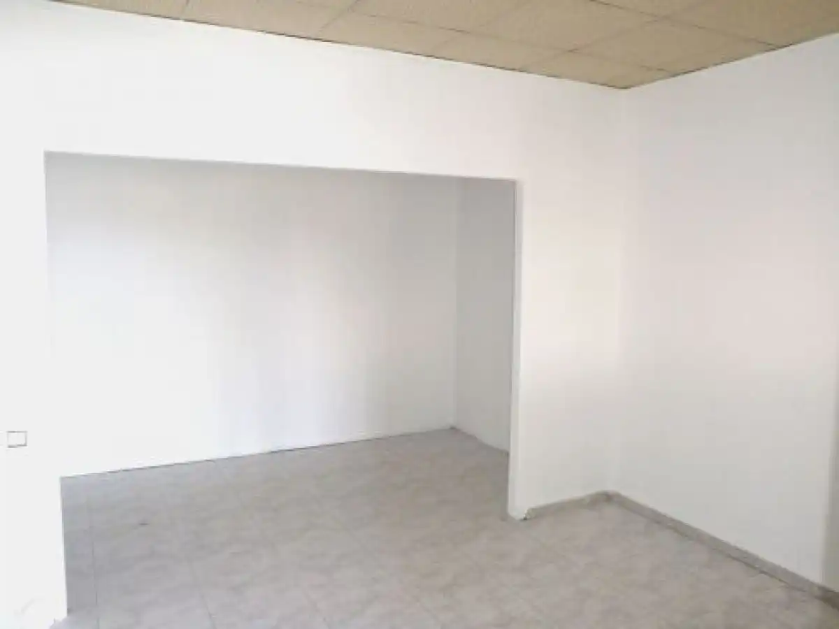 Local comercial en venda a Casco Urbano, imagen 4