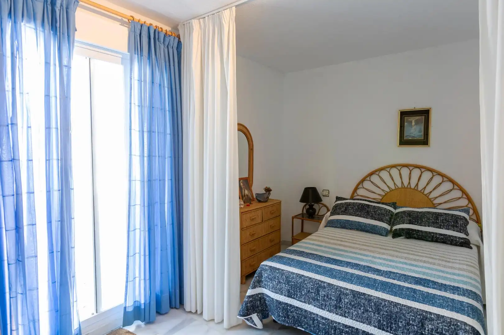 Habitación de Ático en venta en Motril con Calefacción, Terraza y Amueblado