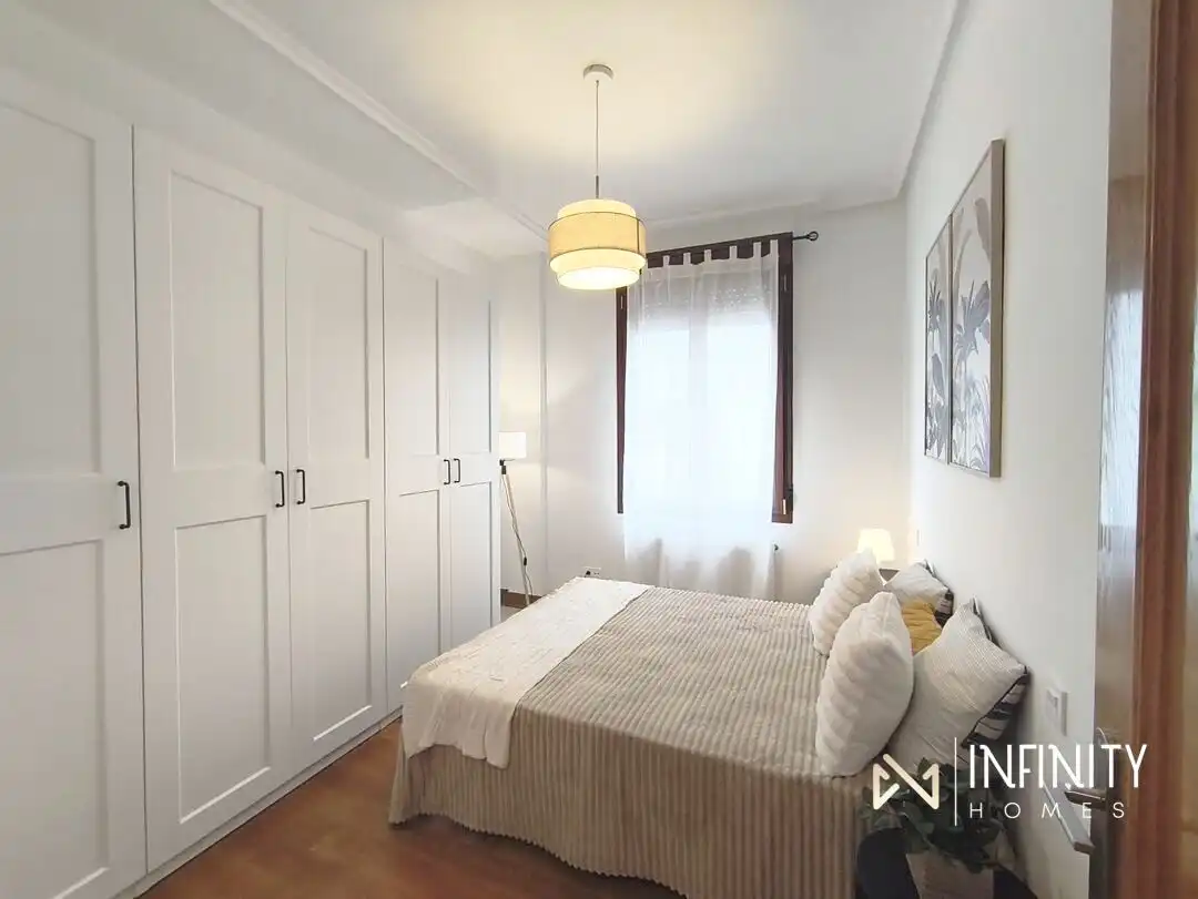 Habitación de Piso de alquiler en Bilbao  con Calefacción