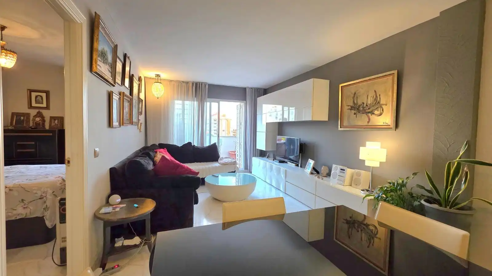 Sala d'estar de Àtic en venda en Rincón de la Victoria amb Aire condicionat, Jardí privat i Terrassa