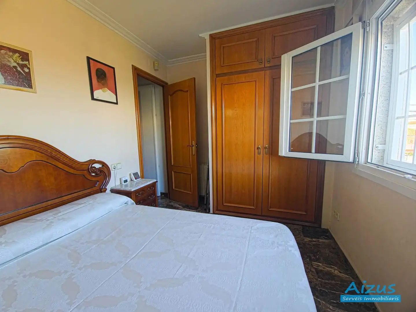 Dormitori de Casa o xalet en venda en Cerdanyola del Vallès amb Aire condicionat, Calefacció i Jardí privat