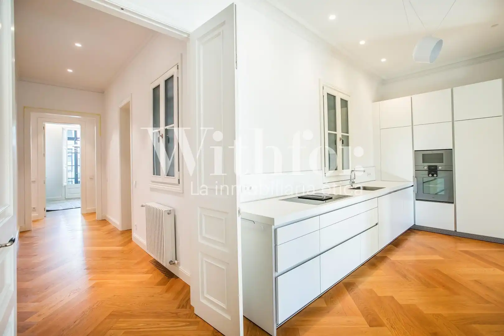 Flat for rent in Calle de Girona, Dreta de l'Eixample