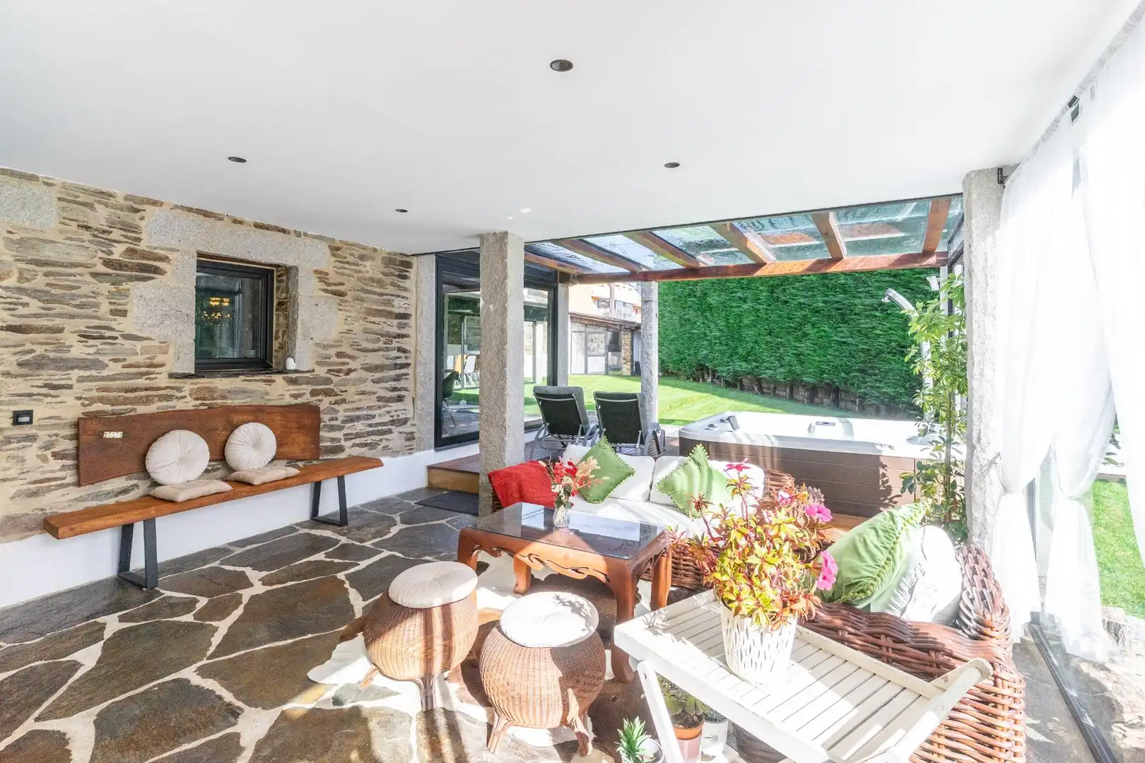 Terraza de Casa o chalet en venta en Lugo con Calefacción, Jardín privado y Jacuzzi