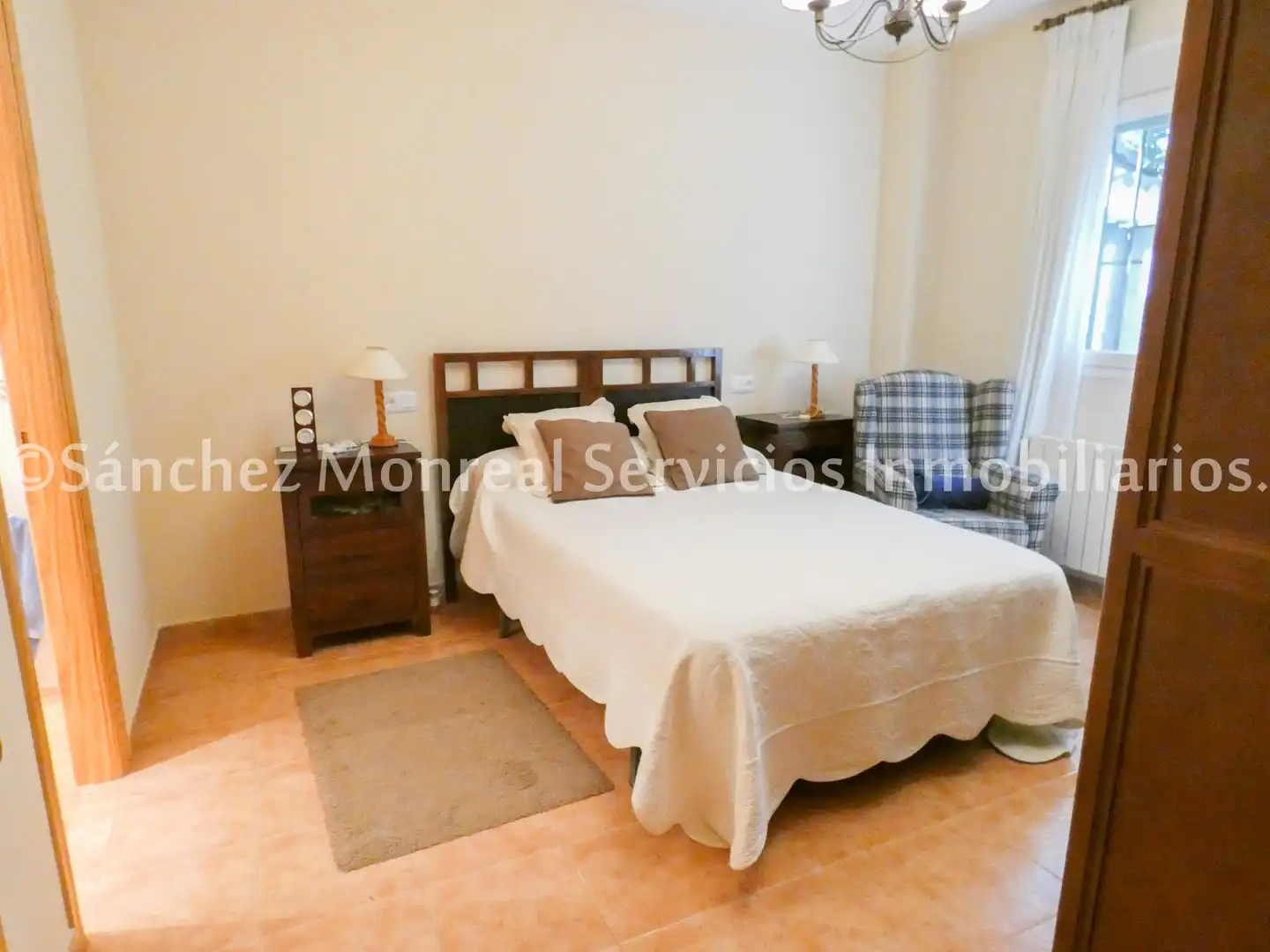 Casa adosada en venta en Avenida de la Cruz Roja, Alcázar de San Juan