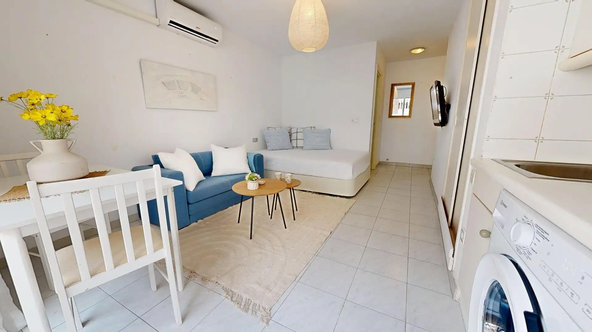 Living room of Study for sale in Torrevieja