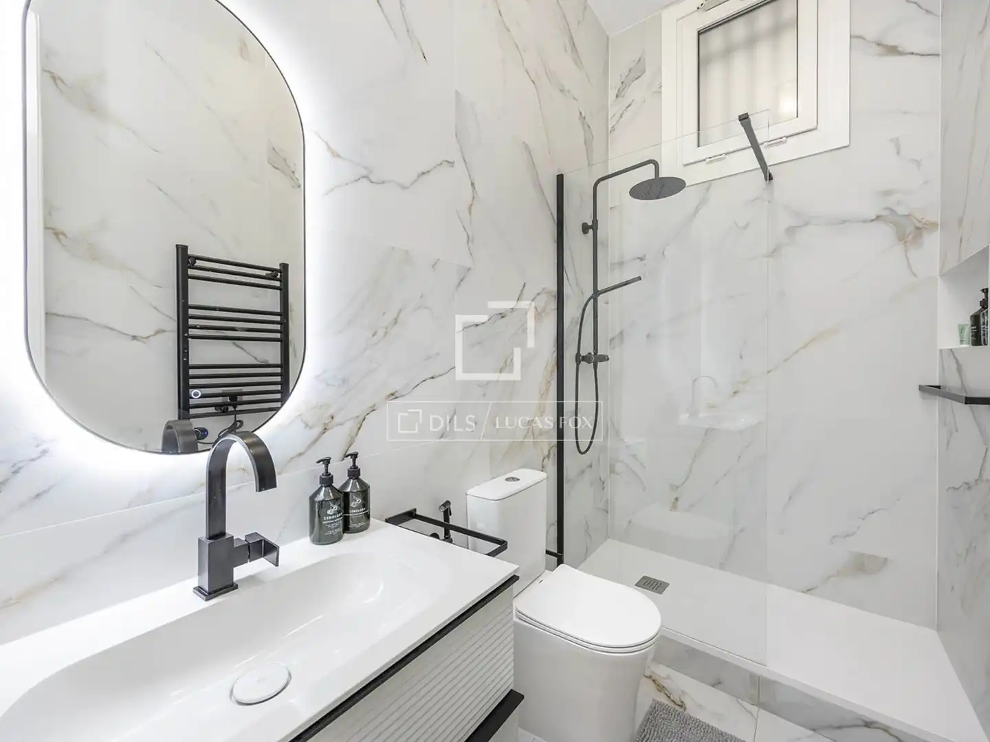Baño de Piso en venta en Barcelona con Aire acondicionado, Calefacción y Amueblado