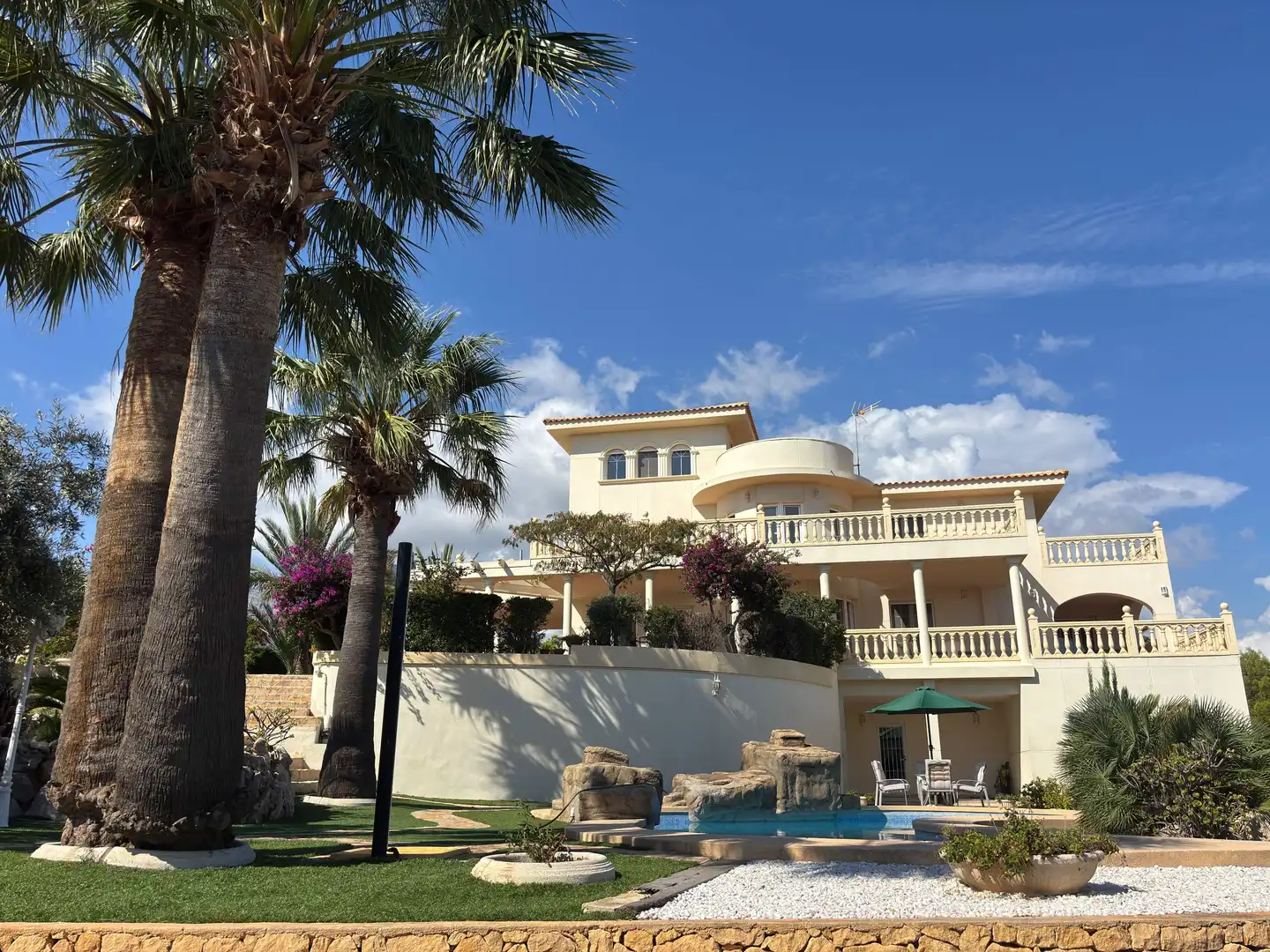 Chalet con piscina en venta en Urbanizaciones, imagen 65