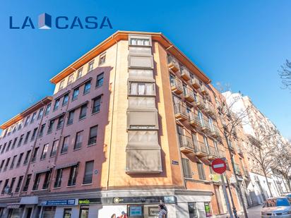 Exterior view of Flat for sale in  Madrid Capital