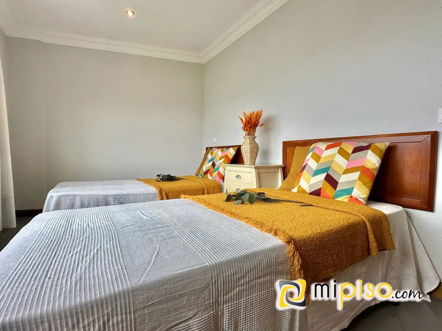 Bedroom of Flat for sale in Laredo  with Furnished