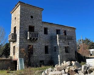 Vista exterior de Casa o xalet en venda en Torrelodones amb Jardí privat