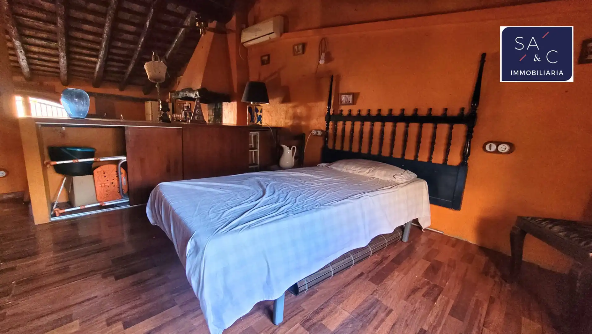 Dormitori de Casa adosada en venda en Almoster