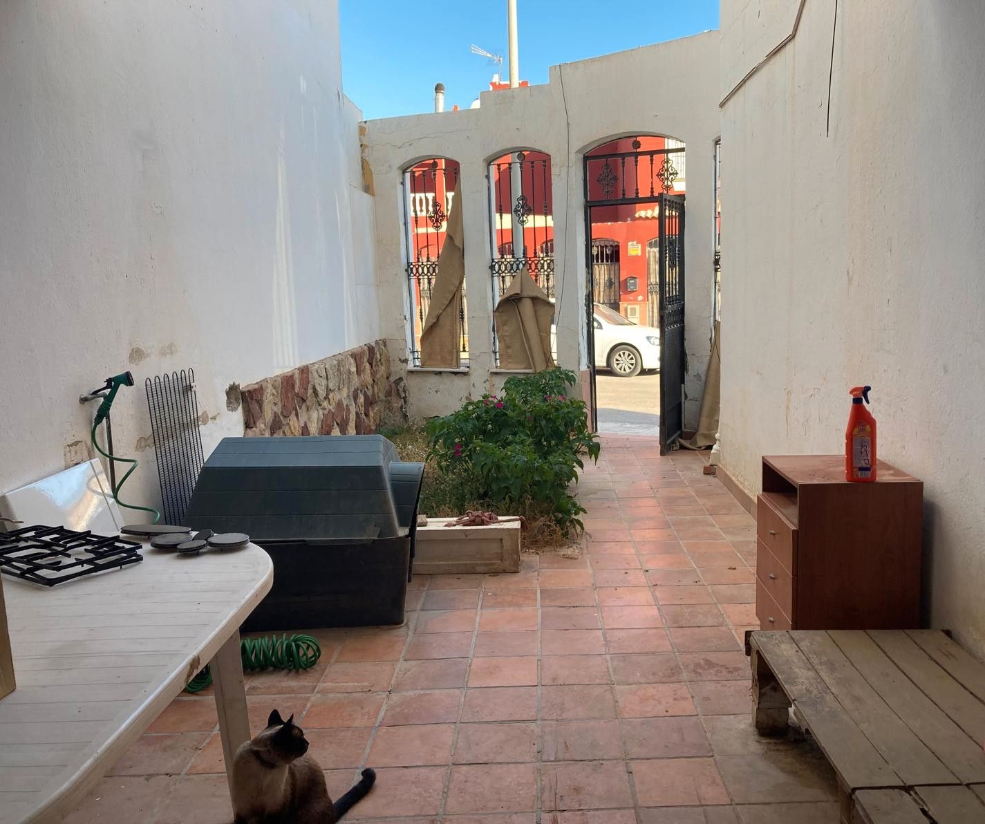 Vista exterior de Casa adosada en venta en  Almería Capital con Aire acondicionado y Terraza