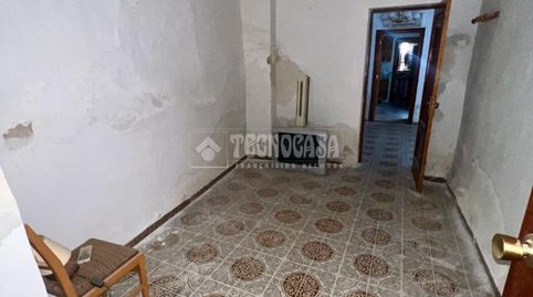 Foto 3 de Casa adosada en venda a Baeza, Jaén