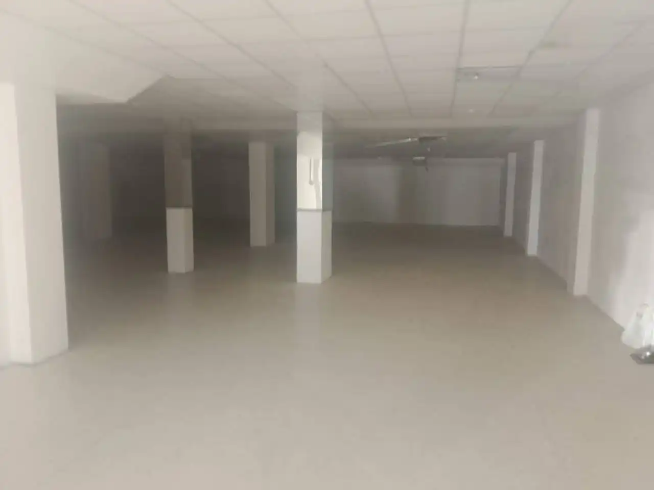 Local de alquiler en Tavernes de la Valldigna