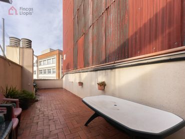 Flat with balcony for sale in Calle Santiago Ramon Y Cajal De