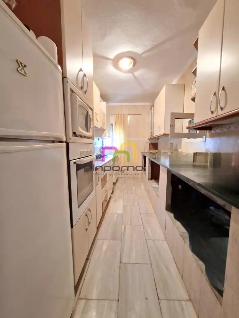Cocina de Finca rústica en venta en Badajoz con Jardín privado, Trastero y Piscina
