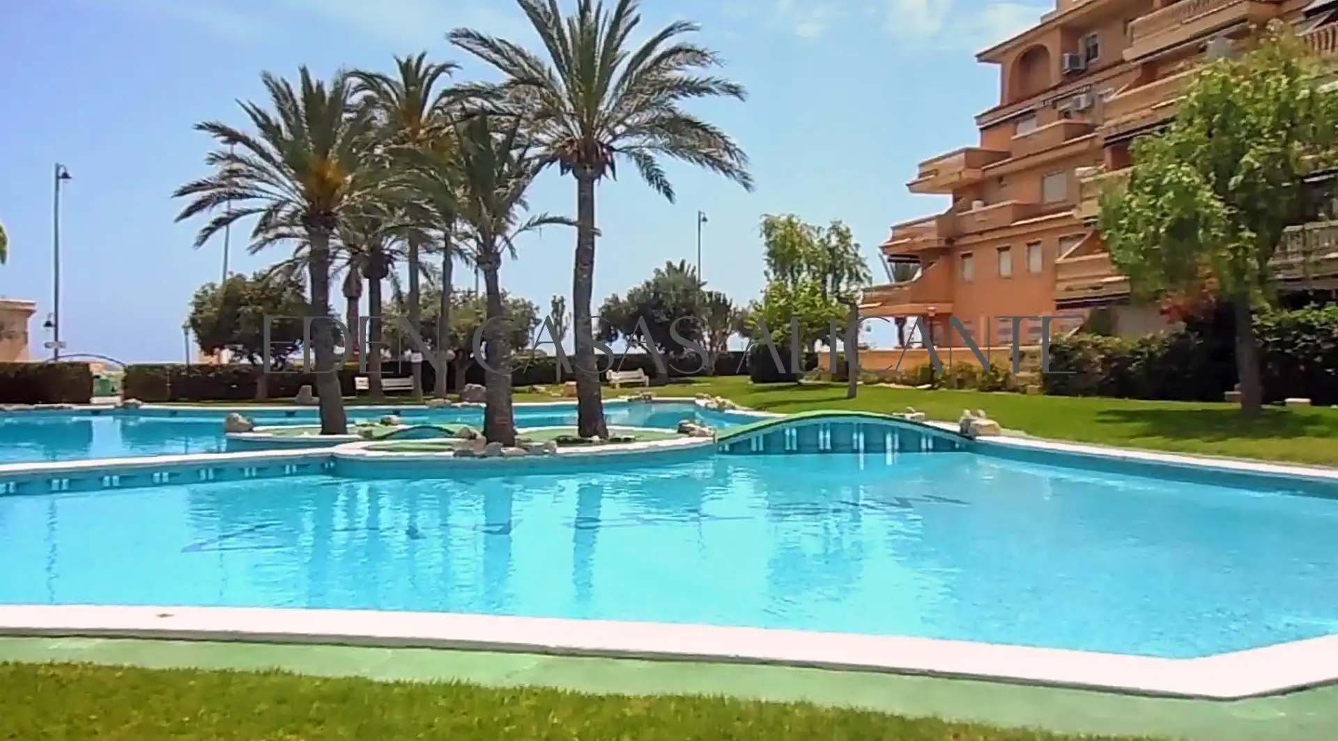 Swimming pool of Flat for sale in El Campello  with Air Conditioner, Heating and Private garden