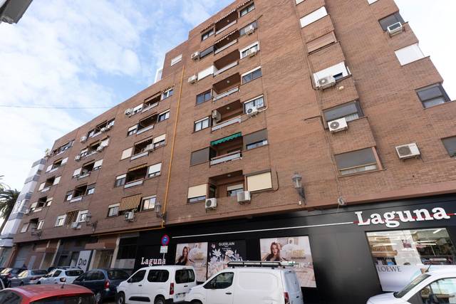 Piso en Venta en Calle LEONES LOS, 6 en Aiora