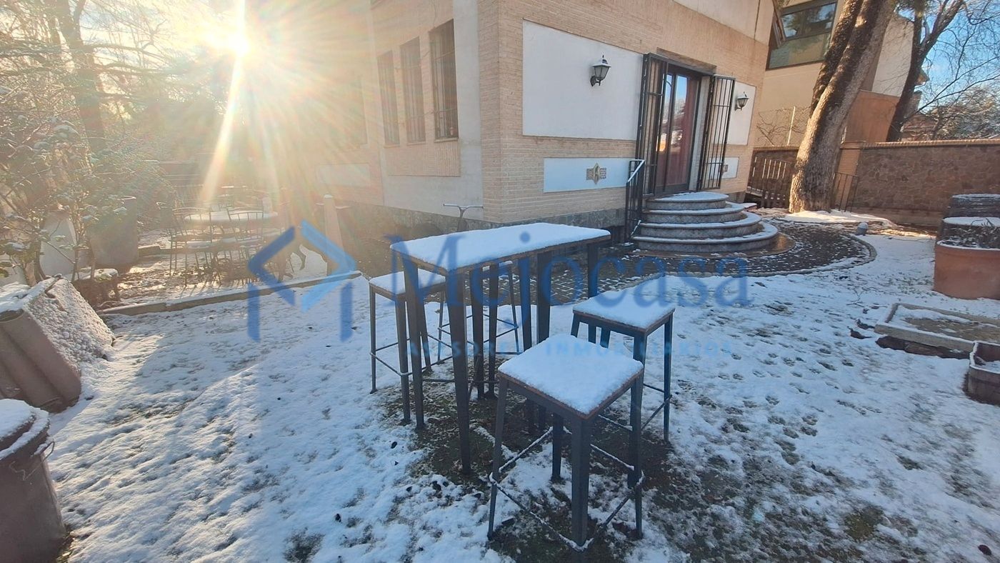 Terrassa de Casa o xalet en venda en Pinto amb Aire condicionat, Calefacció i Jardí privat