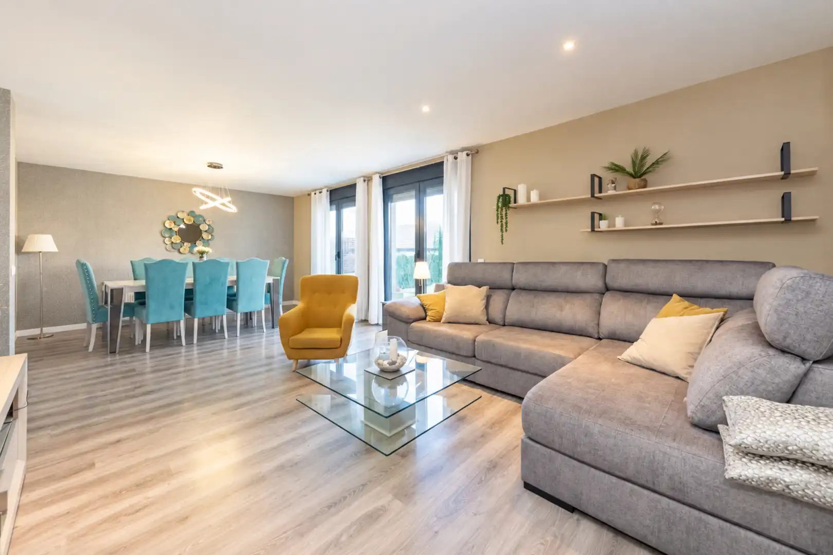 Chalet con piscina en venta en Calle de Pepe Colmenar 45, imagen 12