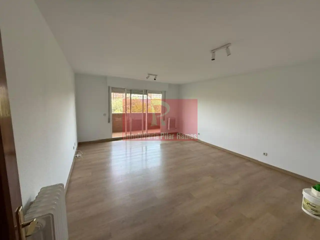 Wohnzimmer von Wohnung zur Miete in León Capital  mit Heizung und Terrasse