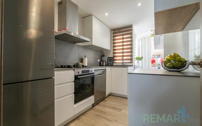 Kitchen of Flat for sale in Reus  with Air Conditioner, Heating and Balcony