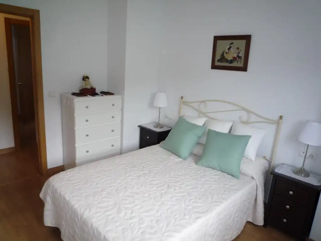 Dormitori de Casa o xalet en venda en Cacabelos