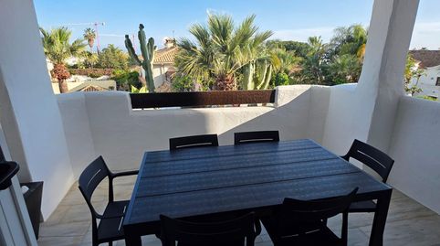 Foto 2 de Pis en venda a Avenida Jacaranda (las Chapas), Las Chapas - Alicate Playa, Marbella