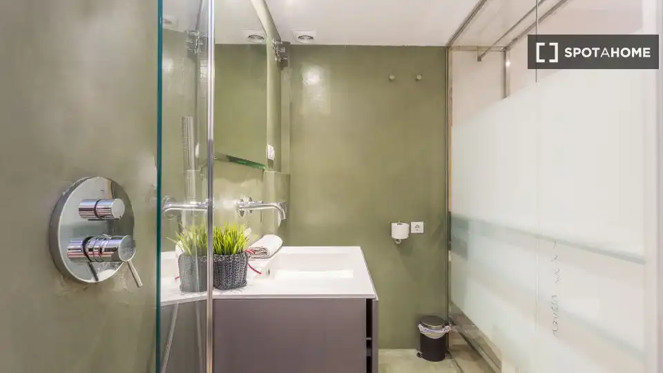 Habitació a Sant Gervasi- Galvany