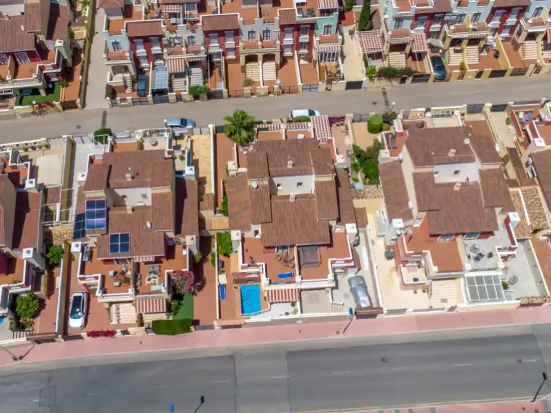 Casa aparellada amb terrassa en venda a Nueva Torrevieja - Aguas Nuevas, imagen 39