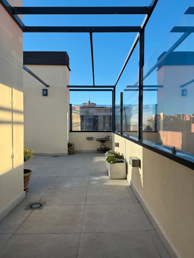 Terrassa de Àtic en venda en  Madrid Capital amb Aire condicionat, Calefacció i Parquet