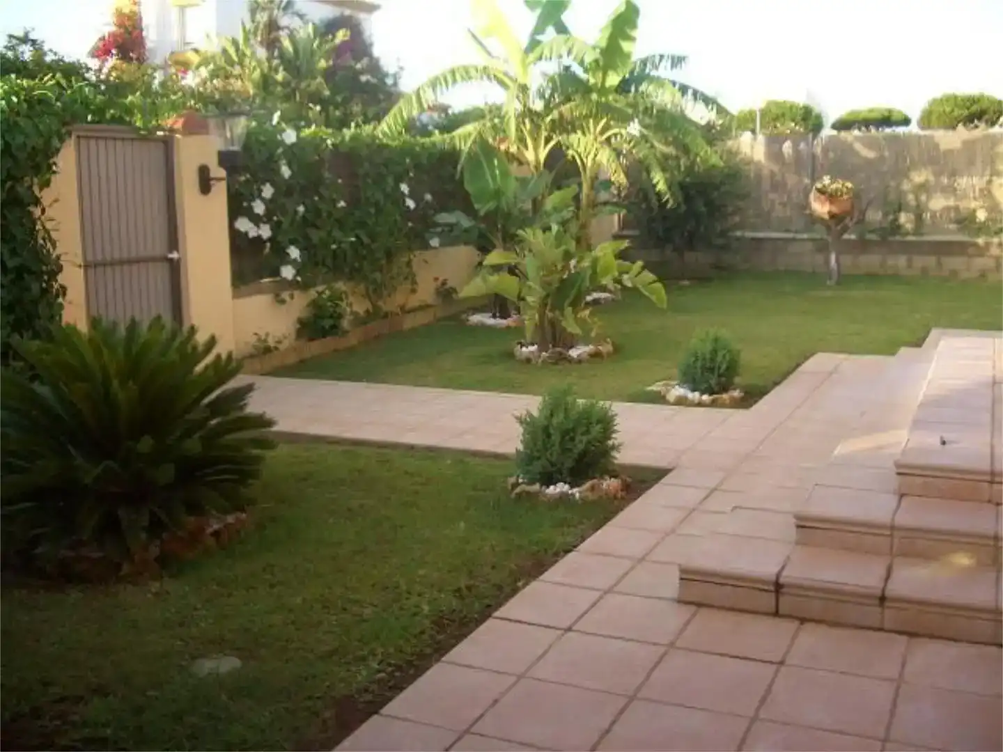 Terrassa de Casa o xalet de lloguer en Conil de la Frontera amb Aire condicionat, Jardí privat i Traster