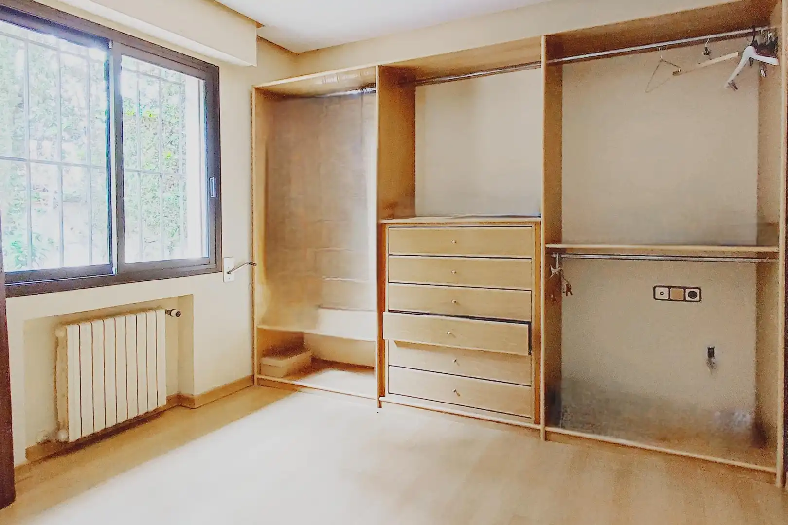 Bedroom of Houses for sale in L'Eliana  with Air Conditioner, Heating and Private garden