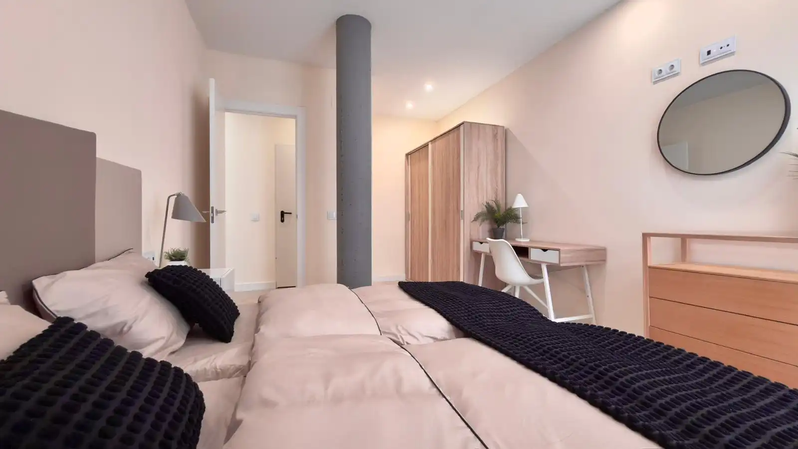 Casa o chalet de alquiler en Calle Londres, 9, Golf Bahía