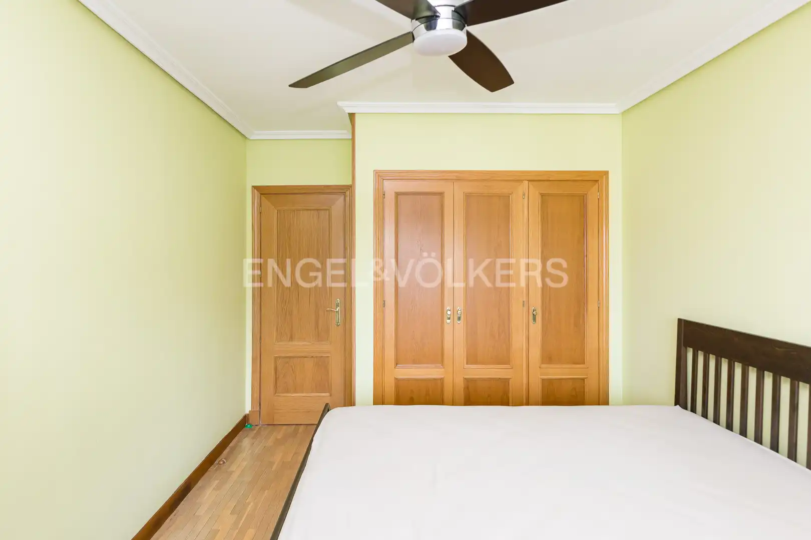 Habitación de Casa o chalet en venta en Móstoles con Calefacción, Jardín privado y Terraza