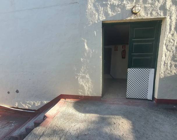 Local comercial en Alquiler en Monte Lentiscal - Las Meleguinas