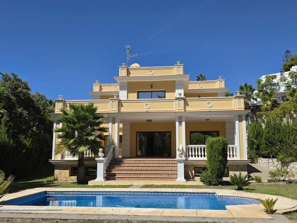 Exterior view of Houses for sale in Marbella  with Air Conditioner, Private garden and Terrace