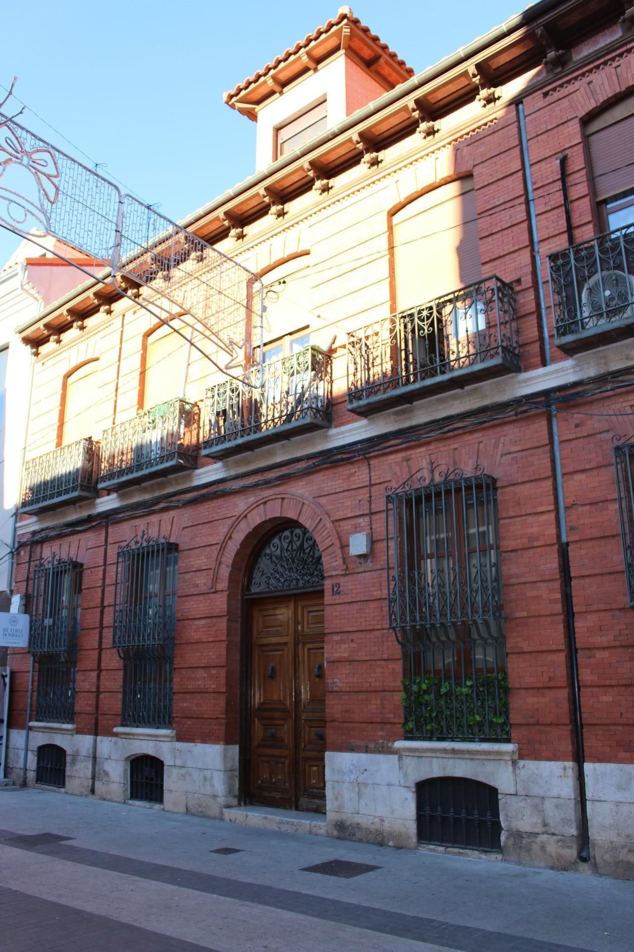 Exterior view of Attic for sale in Alcalá de Henares  with Air Conditioner, Heating and Terrace
