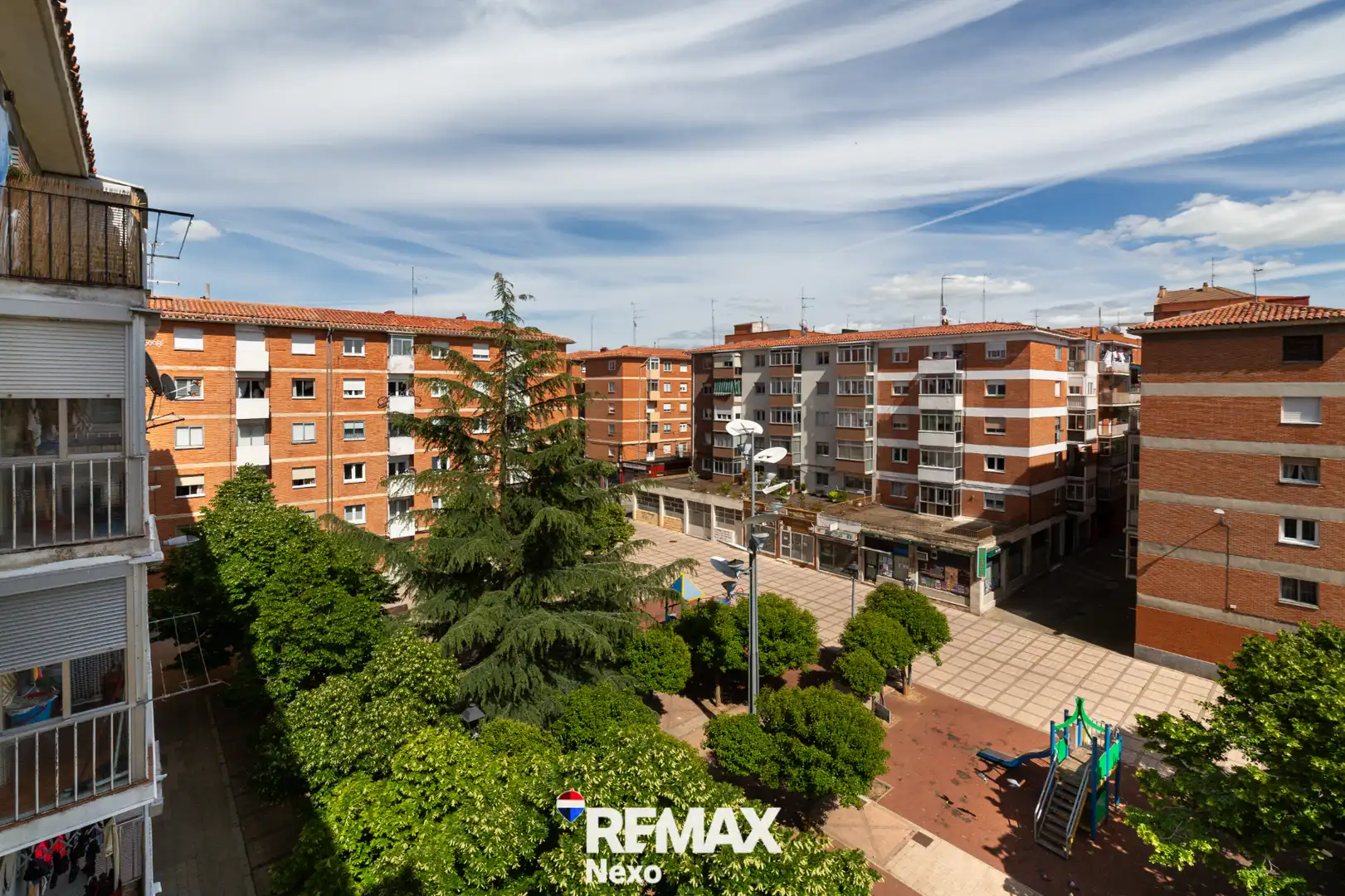 Exterior view of Flat for sale in Palencia  with Air Conditioner, Terrace and Storage room