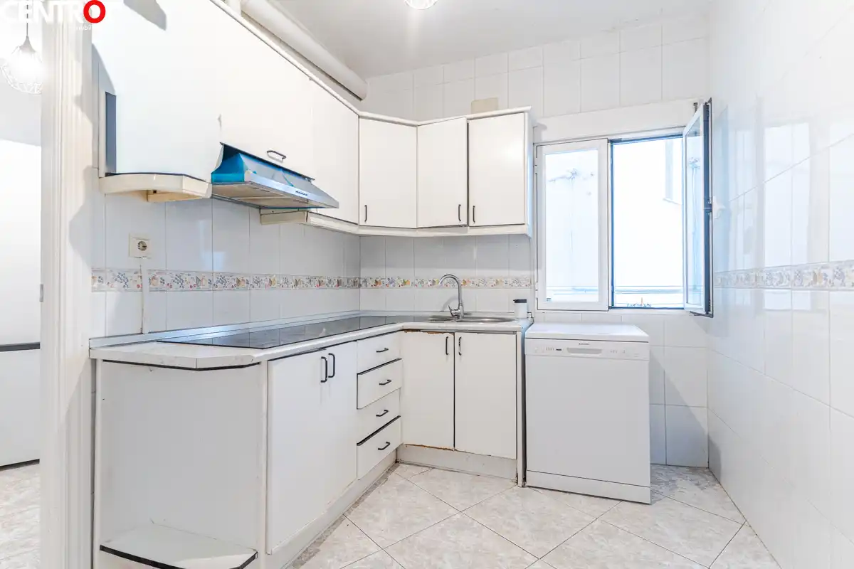 Flat with lift for sale in Calle Alhamar, imagen 3