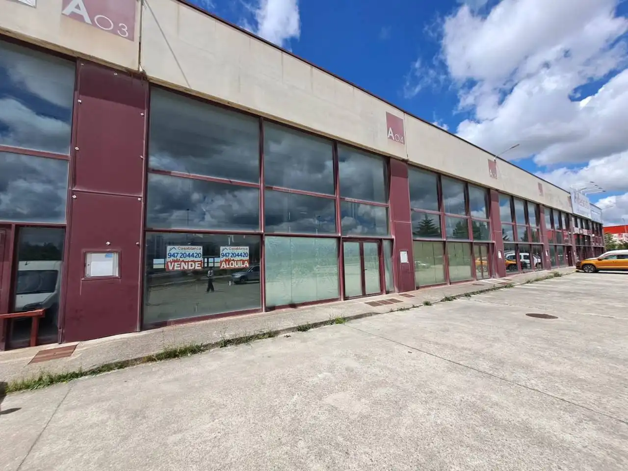 Fabrikhallen zum Verkauf in Burgos
